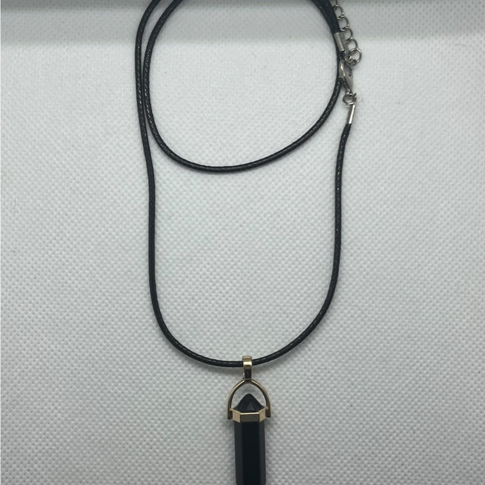 Natural Obsidian Stone Necklace - Picture 3 of 4